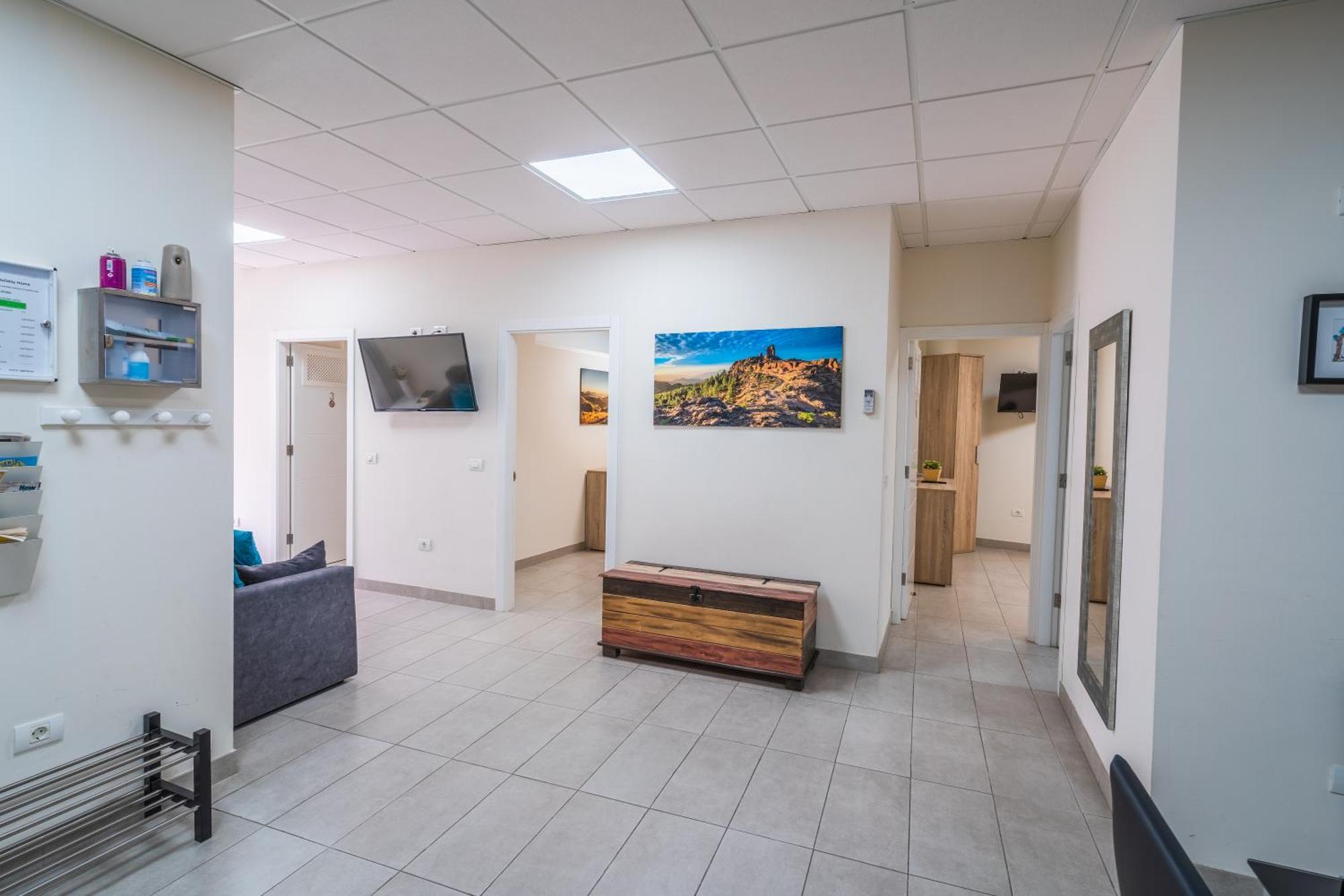 אינחניו El Puente Holiday Home I- Airport 8,1K מראה חיצוני תמונה
